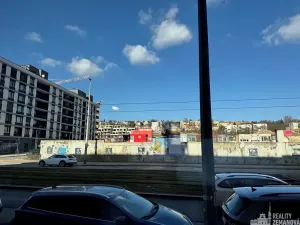 Pronájem bytu 2+kk, Praha - Vysočany, Kolbenova, 60 m2