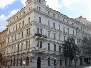 Pronájem bytu 2+kk, Praha - Žižkov, U Rajské zahrady, 61 m2