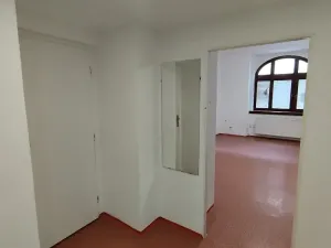 Pronájem kanceláře, Praha - Holešovice, Dobrovského, 110 m2