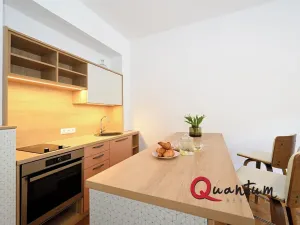Pronájem bytu 2+kk, Praha - Dejvice, V Šáreckém údolí, 47 m2