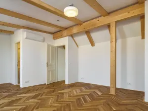 Pronájem bytu 4+kk, Praha - Vršovice, 28. pluku, 88 m2