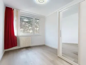 Prodej bytu 3+1, Praha - Hlubočepy, Lamačova, 63 m2