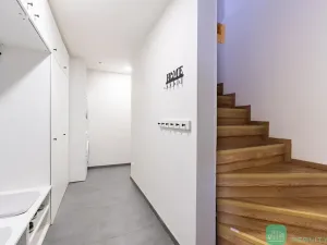 Prodej rodinného domu, Loučná pod Klínovcem, 183 m2