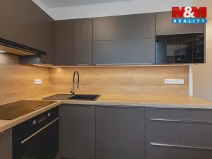 Prodej bytu 4+1, Klatovy - Klatovy III, Pod Hůrkou, 81 m2