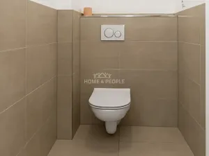 Prodej bytu 2+kk, Praha - Libeň, Novovysočanská, 37 m2