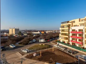Pronájem bytu 2+kk, Praha - Strašnice, Strančická, 45 m2