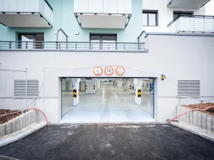 Pronájem bytu 2+kk, Praha - Strašnice, Strančická, 45 m2