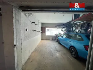 Pronájem garáže, Pardubice, kpt. Bartoše, 17 m2