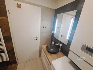 Pronájem bytu 3+kk, Polerady, 71 m2