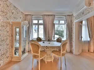 Prodej bytu 2+kk, Karlovy Vary, Vřídelní, 55 m2