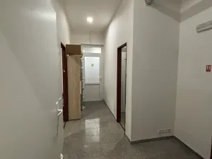 Prodej obchodního prostoru, Karlovy Vary, Sokolovská, 143 m2