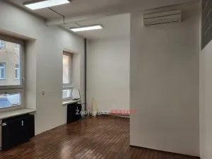Pronájem kanceláře, Znojmo, Lidická, 27 m2