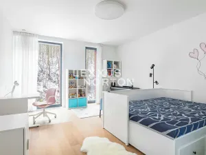 Prodej vily, Praha - Dejvice, V Šáreckém údolí, 285 m2