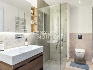 Prodej vily, Praha - Dejvice, V Šáreckém údolí, 285 m2