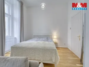 Prodej bytu 1+kk, Praha - Vinohrady, Římská, 35 m2