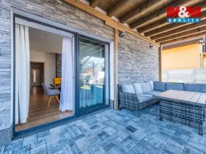 Prodej rodinného domu, Struhařov, V Domcích, 254 m2