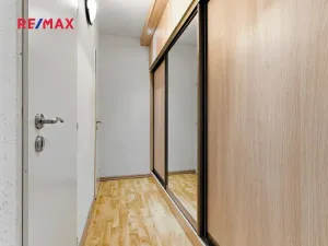 Prodej bytu 3+kk, Praha - Prosek, Vysočanská, 68 m2