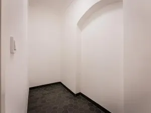 Pronájem bytu 2+kk, Praha - Malá Strana, Vlašská, 94 m2