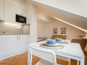 Pronájem bytu 1+kk, Praha - Staré Město, Kozí, 31 m2