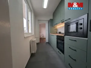 Pronájem bytu 2+1, Strakonice, Bezděkovská, 43 m2