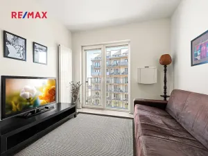 Prodej bytu 1+kk, Praha - Libeň, Novovysočanská, 24 m2