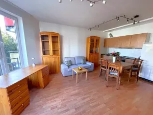Pronájem bytu 2+kk, Praha - Vysočany, Poděbradská, 51 m2