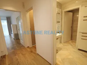 Pronájem bytu 2+kk, Praha - Žižkov, Olšanská, 51 m2