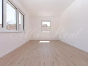 Prodej bytu 4+kk, Ostopovice, B. Němcové, 170 m2