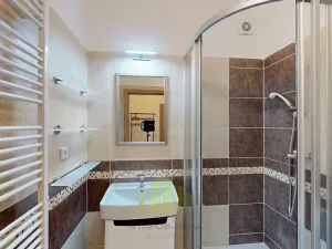 Pronájem bytu 2+kk, Olomouc, Charkovská, 48 m2