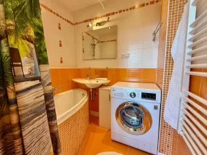 Prodej bytu 3+1, Praha - Malešice, Hostýnská, 74 m2