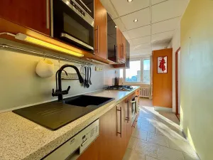 Prodej bytu 3+1, Praha - Malešice, Hostýnská, 74 m2