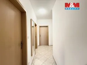 Pronájem bytu 2+kk, Praha, Pod Haltýřem, 45 m2