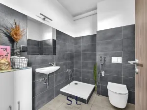 Prodej rodinného domu, Babice, Brennerova, 137 m2