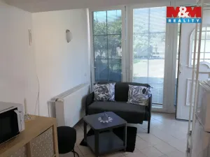 Pronájem bytu 1+kk, Loděnice, Spojovací, 21 m2