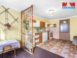 Prodej rodinného domu, Spomyšl, 350 m2
