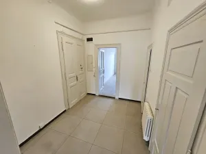 Pronájem bytu 2+kk, Praha - Vršovice, Krymská, 58 m2