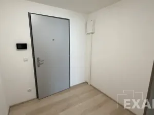 Pronájem bytu 1+kk, Praha - Horní Měcholupy, Hornoměcholupská, 37 m2