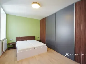 Pronájem bytu 2+kk, Brno, Jakubská, 64 m2