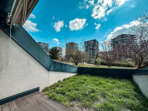 Pronájem bytu 1+kk, Praha - Žižkov, Malešická, 59 m2