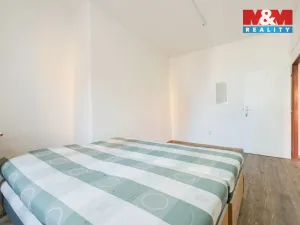 Prodej činžovního domu, Štětí, Mírové nám., 500 m2