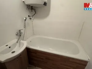 Prodej bytu 3+1, Kamenná, 64 m2