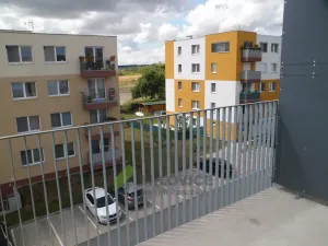 Pronájem bytu 1+kk, Milovice, Armádní, 27 m2