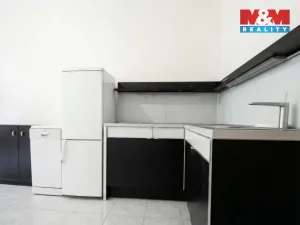 Pronájem bytu 1+1, Praha - Dejvice, Kafkova, 47 m2