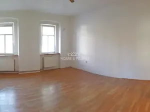 Prodej bytu 2+1, Cheb, Americká, 85 m2