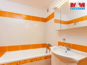 Prodej bytu 3+1, Opava - Předměstí, Skřivánčí, 67 m2