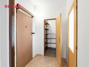 Prodej bytu 3+1, Praha - Malešice, Počernická, 72 m2