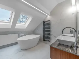 Pronájem rodinného domu, Dolní Břežany, U Zámku, 237 m2