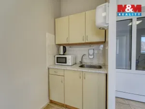 Pronájem obchodního prostoru, Klatovy - Klatovy II, Koldinova, 64 m2