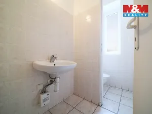 Pronájem obchodního prostoru, Klatovy - Klatovy II, Koldinova, 64 m2