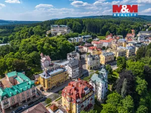 Pronájem obchodního prostoru, Mariánské Lázně, Hlavní třída, 76 m2